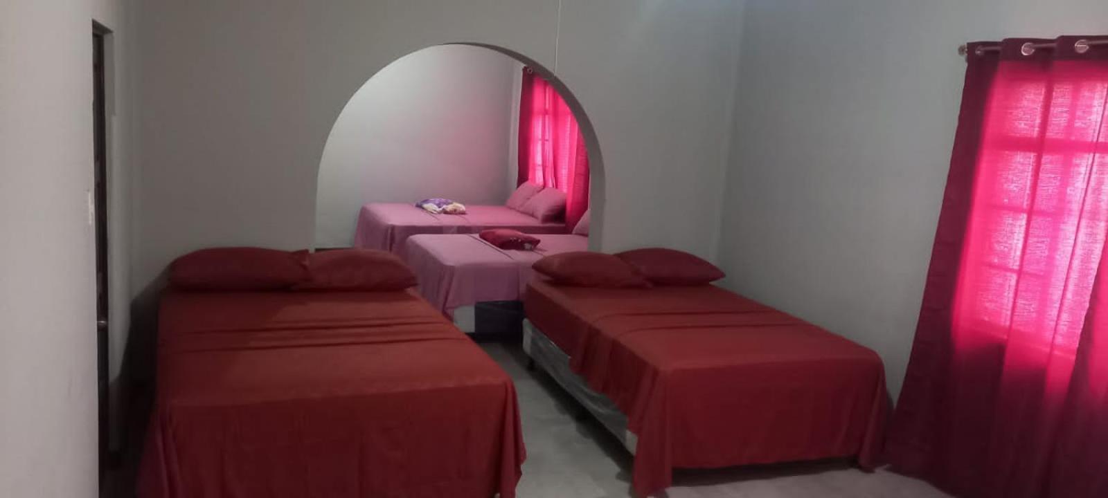 Hotel Galilea El Centro グアテマラシティ エクステリア 写真