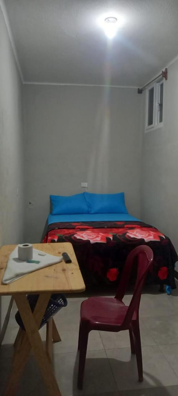 Hotel Galilea El Centro グアテマラシティ エクステリア 写真