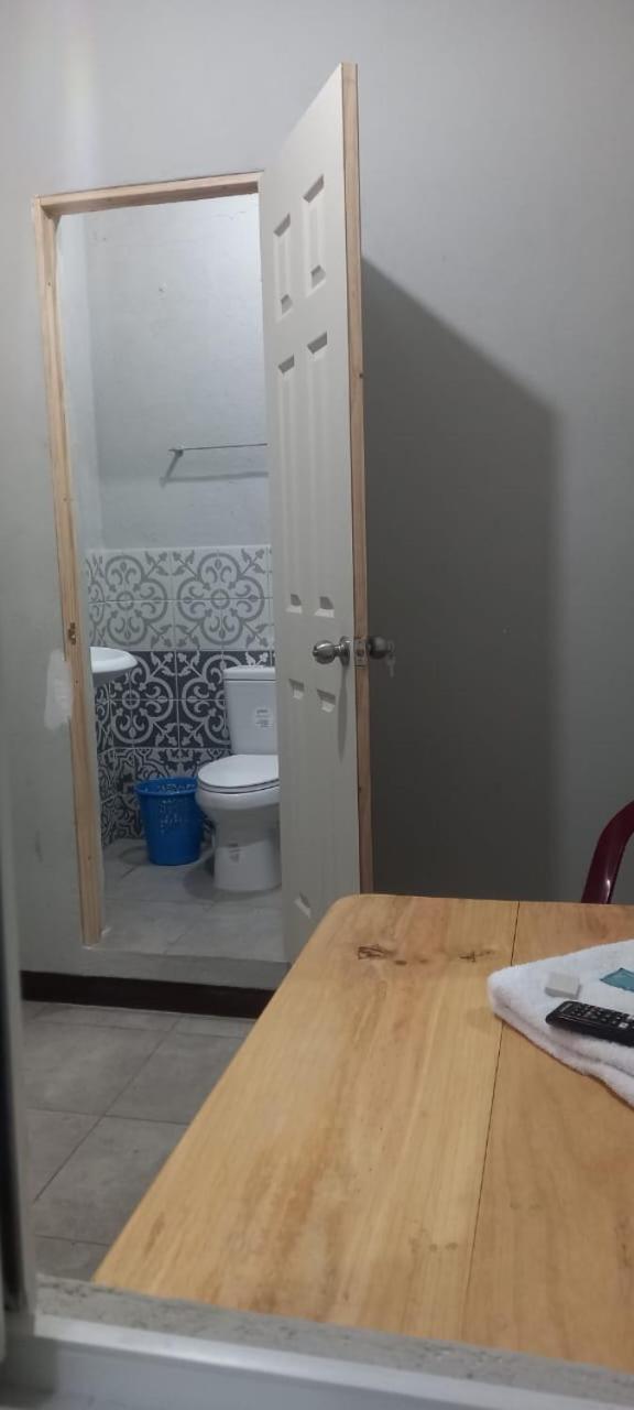 Hotel Galilea El Centro グアテマラシティ エクステリア 写真