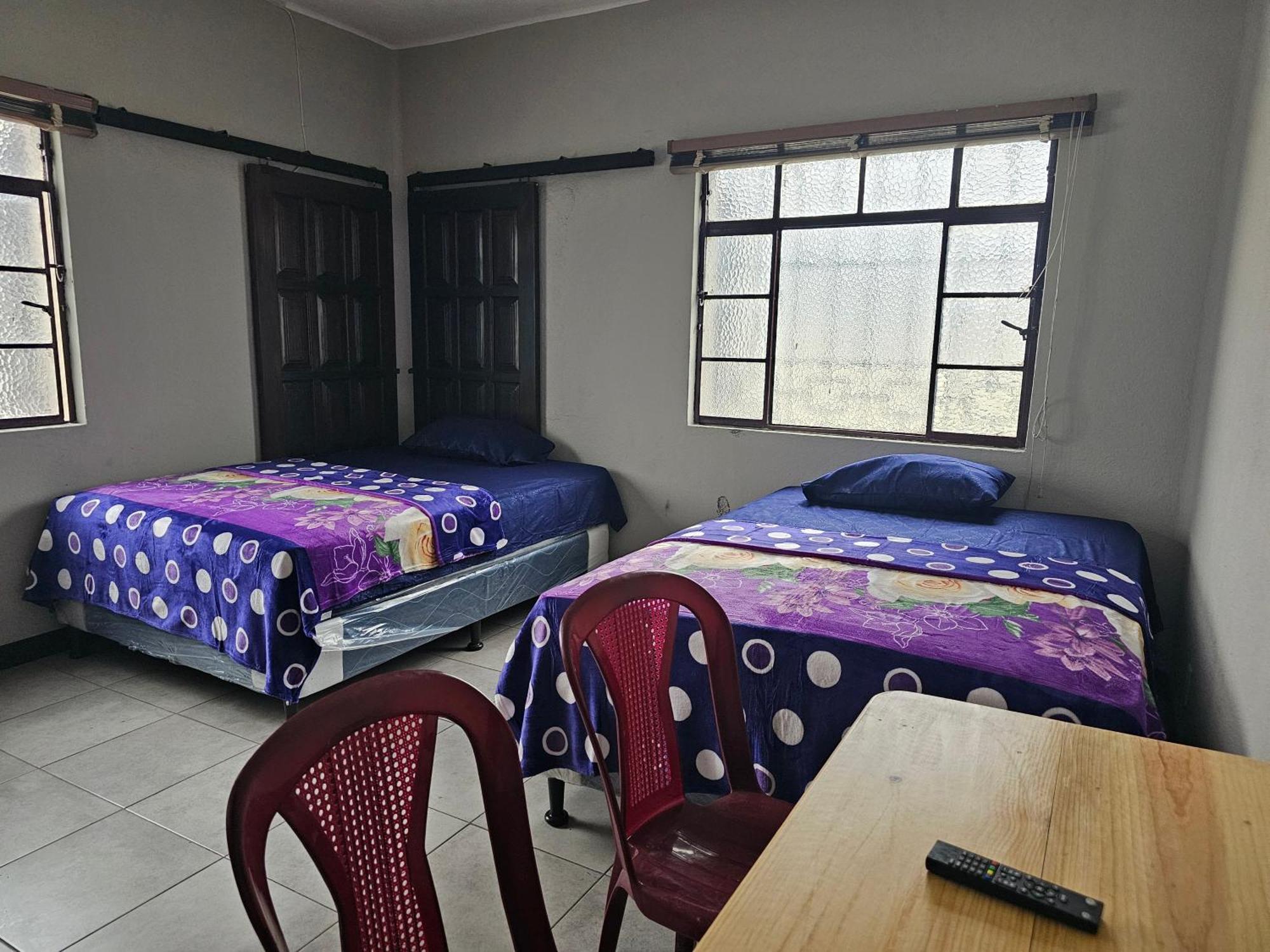 Hotel Galilea El Centro グアテマラシティ エクステリア 写真